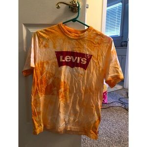 Levi’s Tie-Dye Logo Shirt